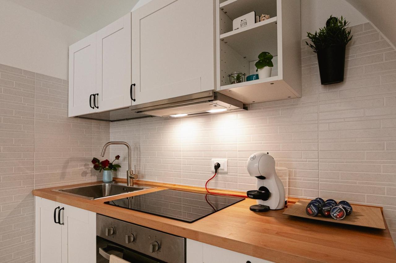 Zefiro21 Tiny House Apartment Termoli Ngoại thất bức ảnh